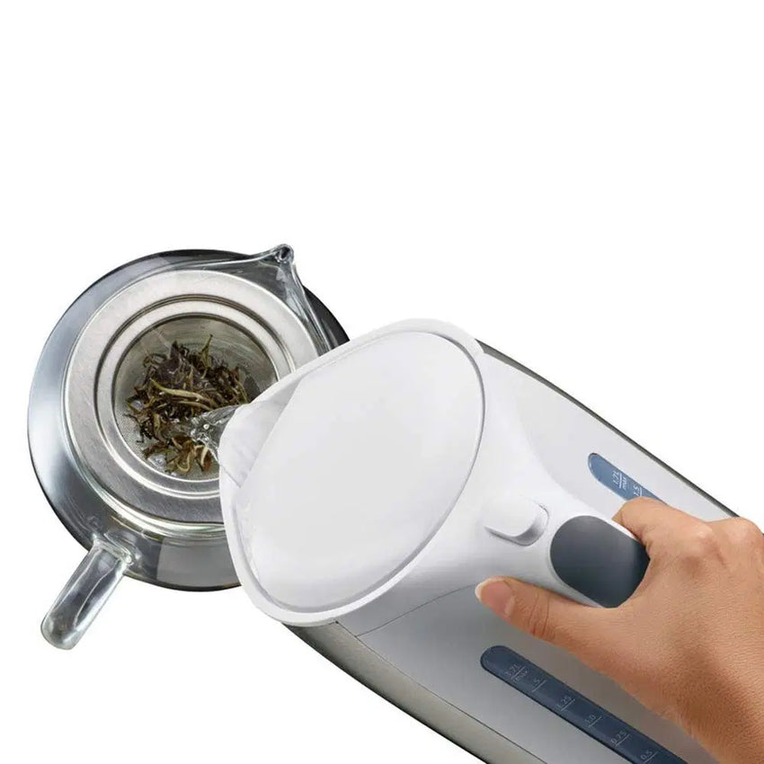 Braun 3000W QuickBoil Water Kettle with 1.7L Capacity, Cordless and BPA-Free, Modern White Design