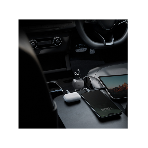 BAZIC GODRIVE LOOP 84, 1C1A CAR CHARGER WITH 75CM RETRACTABLE USB-C CABLE - BLACK