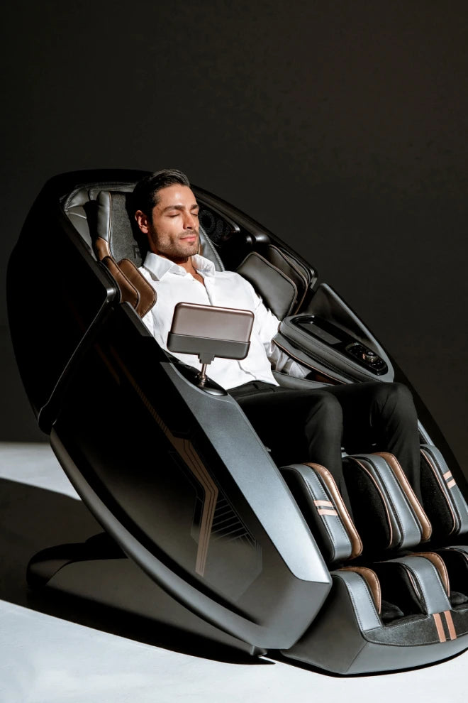 ROTAI LUXURY MASSAGE CHAIR GRAY-RED RT8900