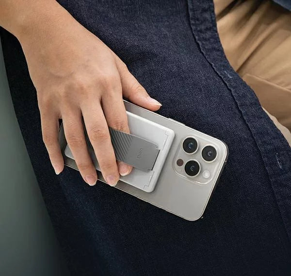 Uniq Heldro ID Magnetic Card Holder With Grip-Band and Stand - Storm Blue EOL