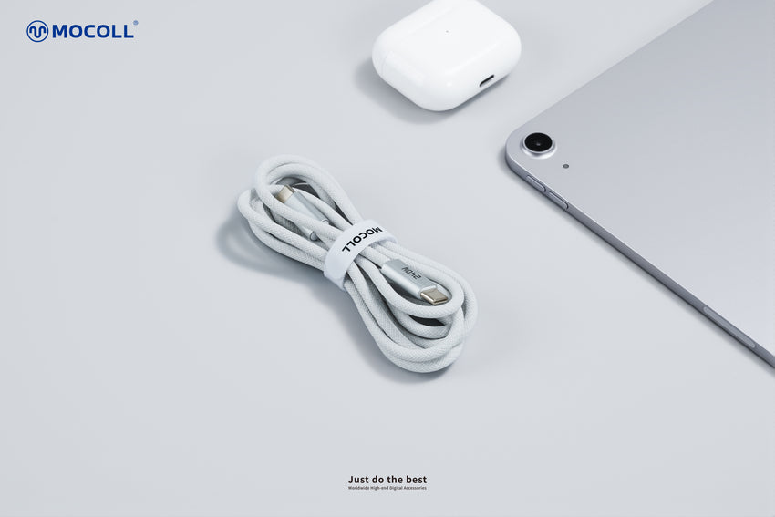 Mocoll MCC25-018: The 240W Fast Charging Cable (C-C) - Light Gray Color