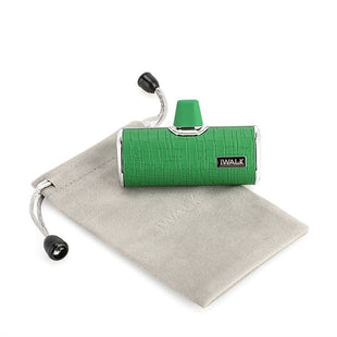 iWALK Link Me Plus Leather Coated Pocket Battery 4500 mAh USB-C - Green