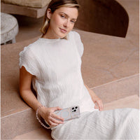 UNIQ COEHL IPHONE 16 PRO (2024) 6.9 MAGNETIC CHARGING VERDURE - IRIDESCENT (IRIDESCENT)