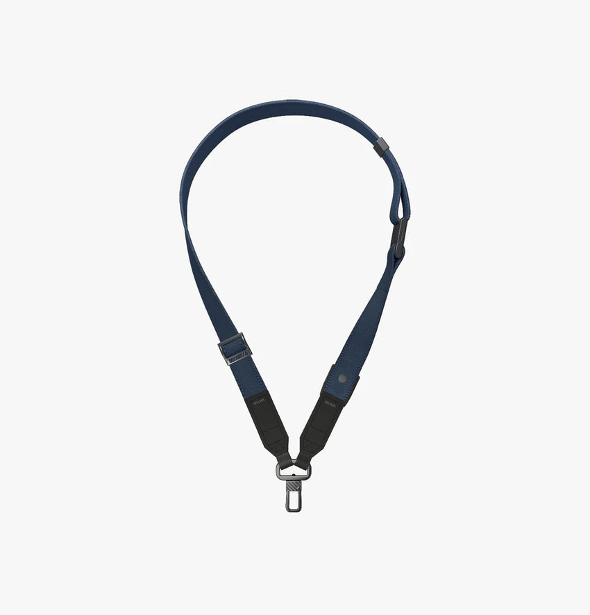 UNIQ VISTA 2-IN-1 LANYARD AND HAND STRAP Deep Navy (Deep Navy)