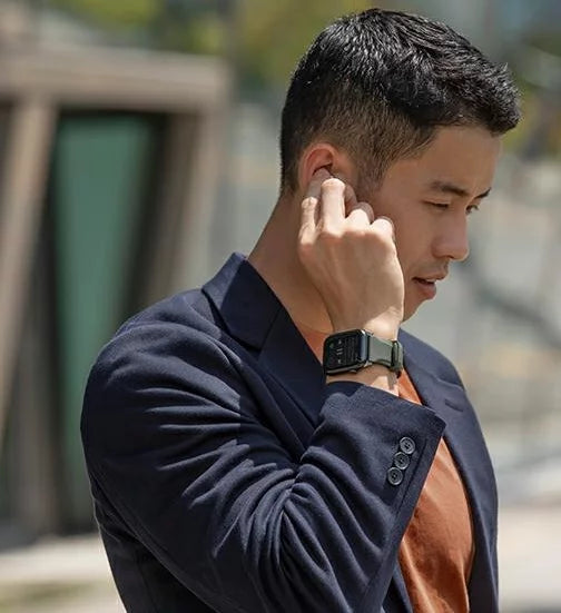 UNIQ LINUS AIROSOFT SILICONE APPLE WATCH STRAP 45/44/42MM - MIDNIGHT BLACK (BLACK) EOL